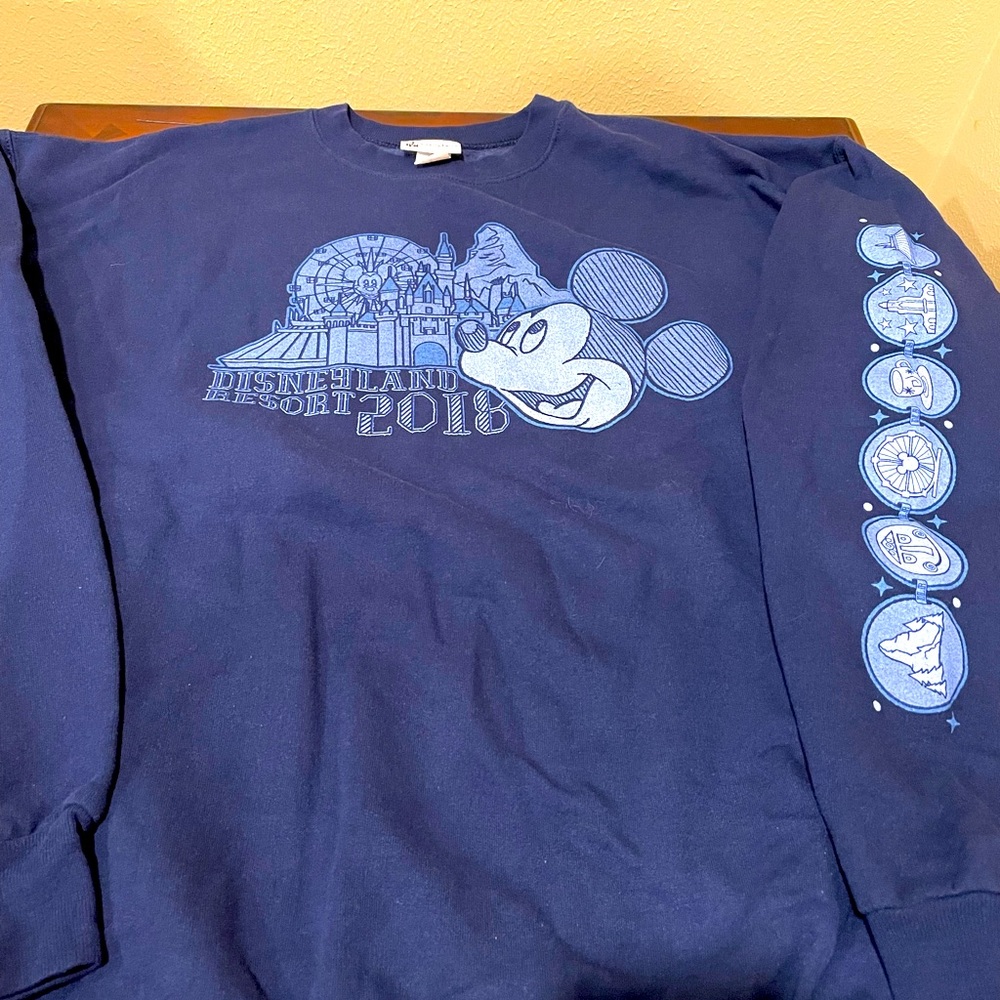 Disneyland Crewneck Sweatshirt